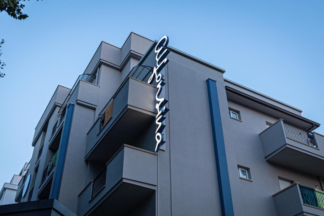 Hotel Alfonsina Riccione Eksteriør bilde